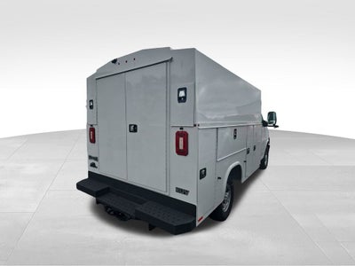 2025 Chevrolet Express Cutaway 3500 1WT