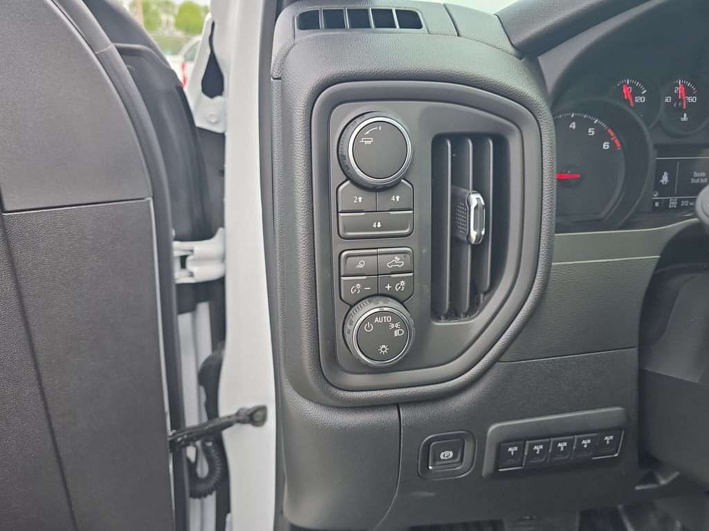 2026 Chevrolet Silverado 3500 HD WT