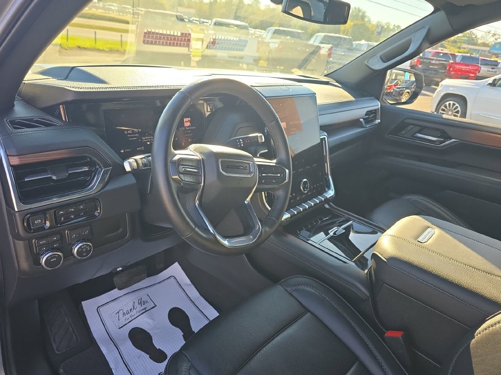 2025 GMC Yukon Denali