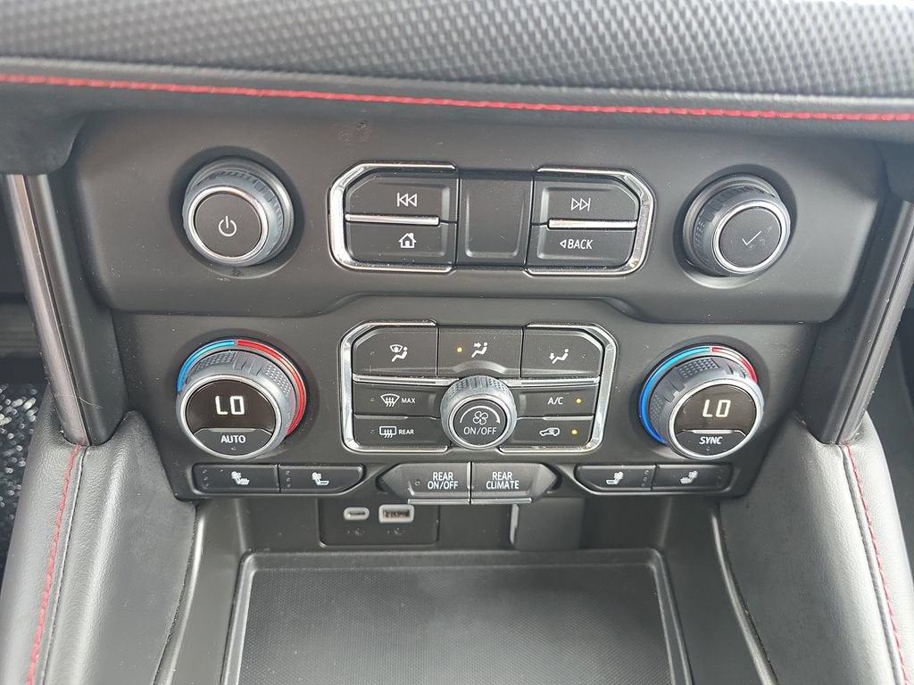 2024 Chevrolet Tahoe RST