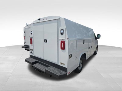 2026 Chevrolet Express Cutaway 3500 1WT