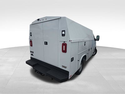 2026 Chevrolet Express Cutaway 3500 1WT