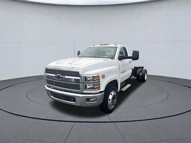 2024 Chevrolet Silverado 5500 HD Work Truck