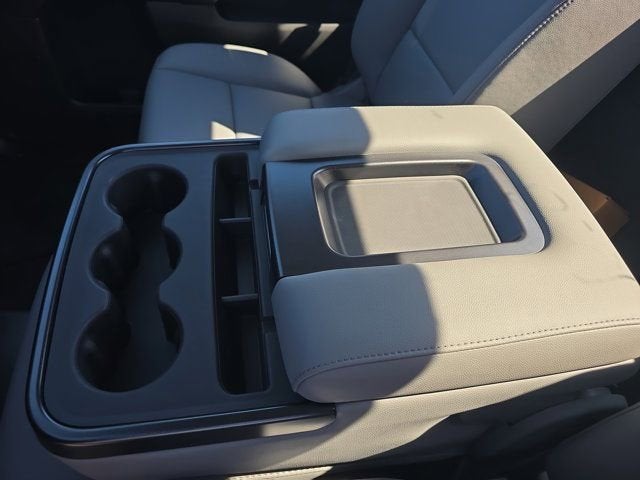 2024 Chevrolet Silverado 5500 HD Work Truck