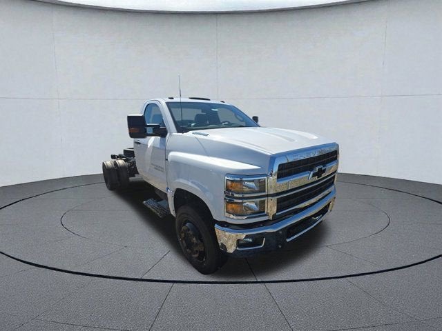 2024 Chevrolet Silverado 5500 HD Work Truck