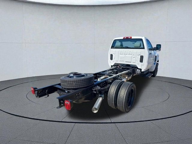 2024 Chevrolet Silverado 5500 HD Work Truck