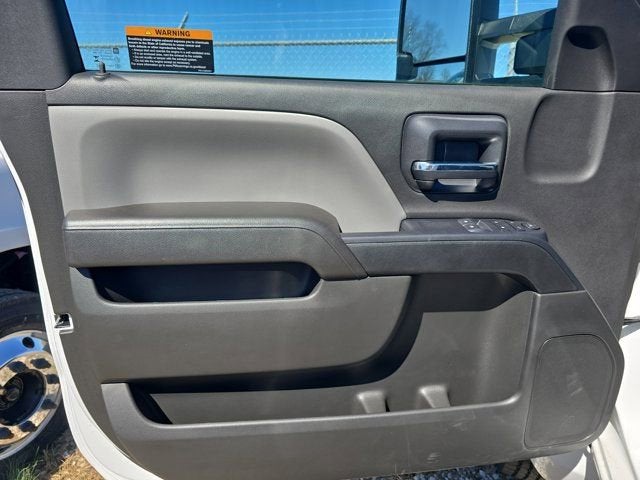 2024 Chevrolet Silverado 5500 HD Work Truck