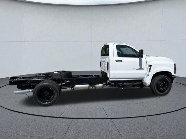 2024 Chevrolet Silverado 5500 HD Work Truck