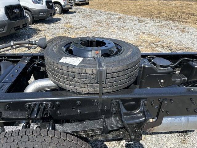 2024 Chevrolet Silverado 5500 HD Work Truck