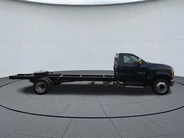 2024 Chevrolet Silverado 6500 HD LT
