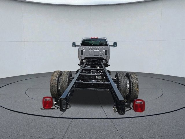 2024 Chevrolet Silverado 6500 HD Work Truck