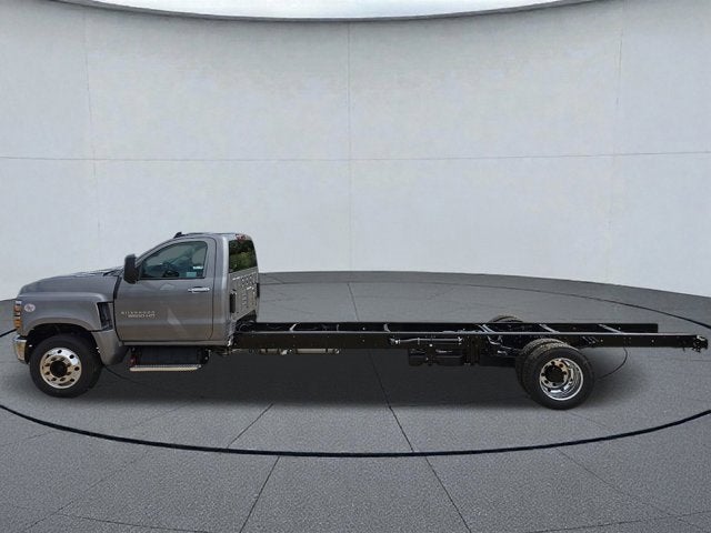 2024 Chevrolet Silverado 6500 HD Work Truck