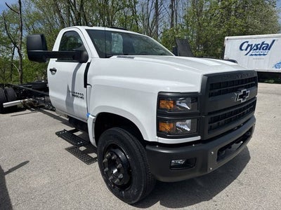 2024 Chevrolet Silverado 6500 HD Work Truck