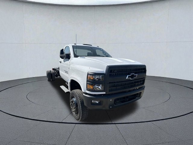 2023 Chevrolet Silverado 5500 HD Work Truck