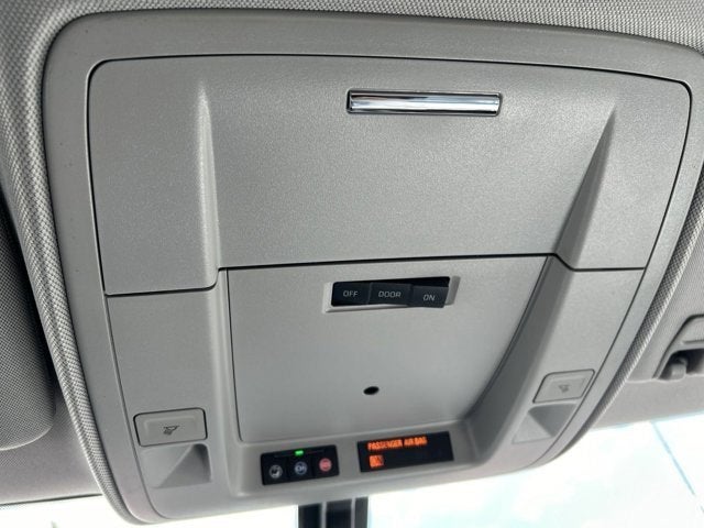 2024 Chevrolet Silverado 6500 HD Work Truck