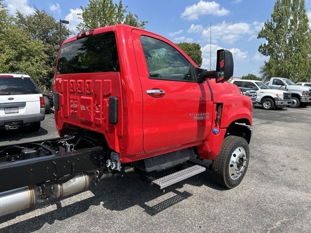 2024 Chevrolet Silverado 6500 HD Work Truck