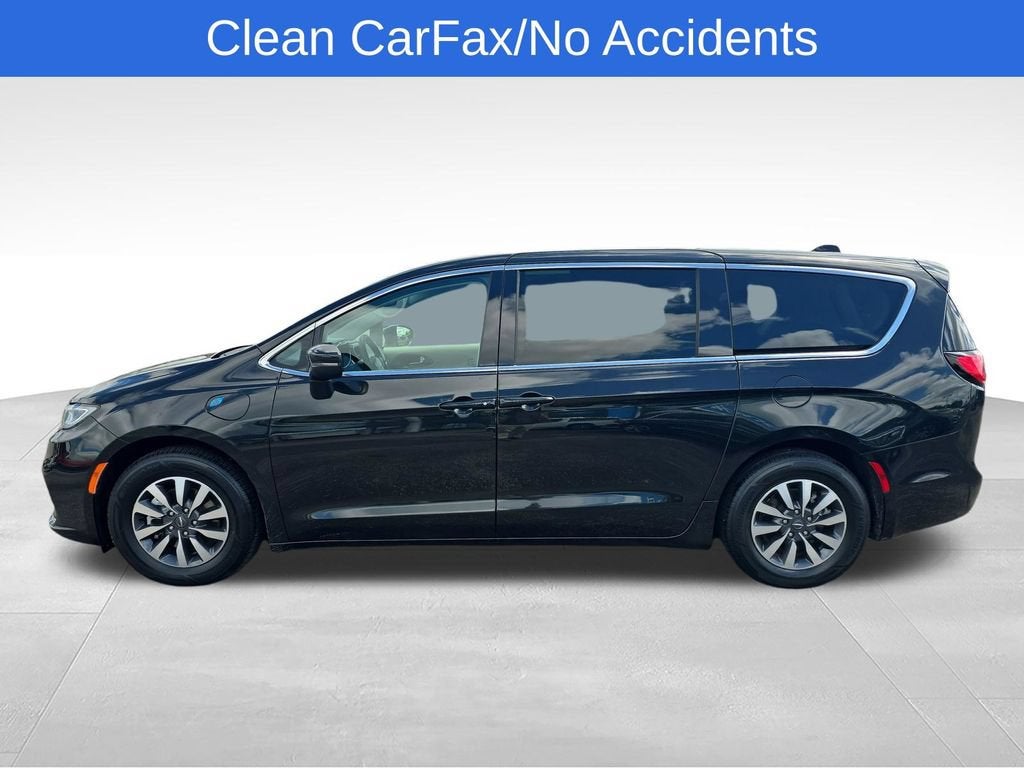 2023 Chrysler Pacifica Hybrid Touring L
