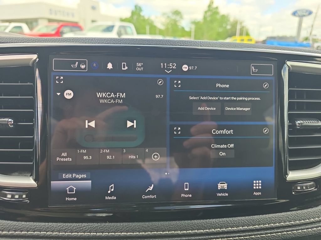 2023 Chrysler Pacifica Hybrid Touring L