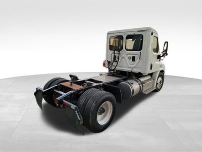 2015 Freightliner CASCADIA 113 Base
