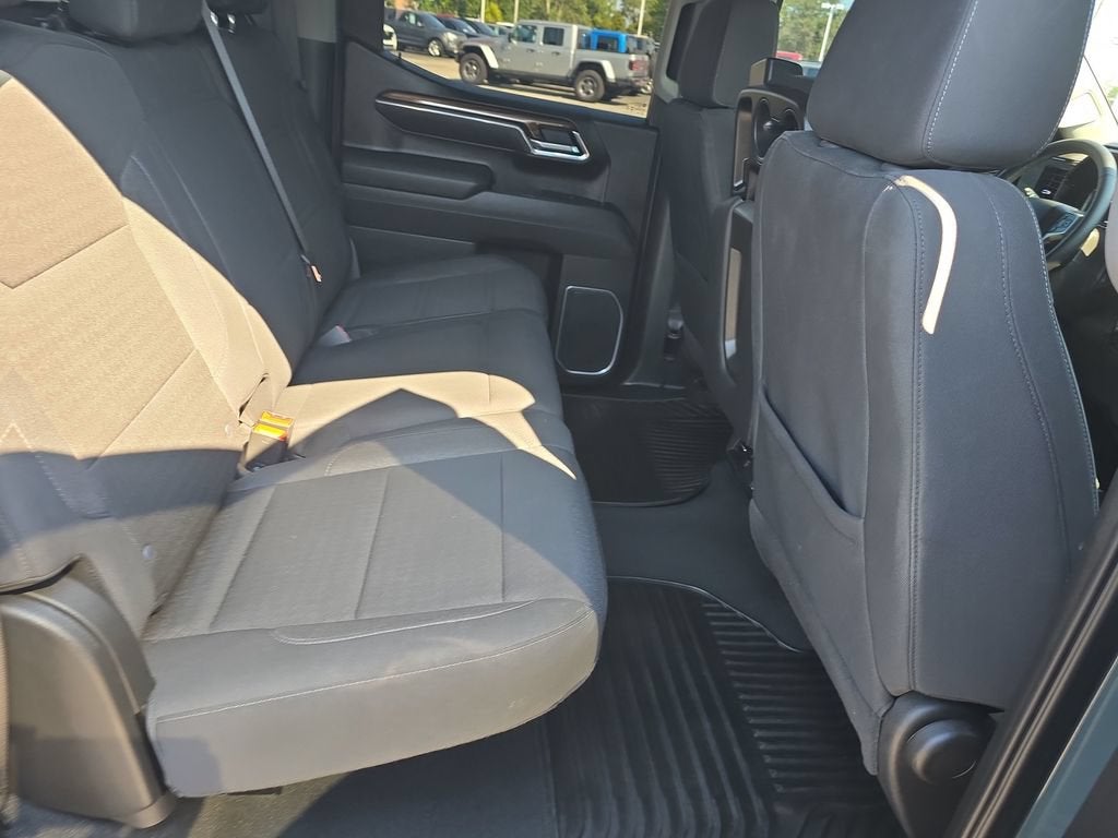 2025 Chevrolet Silverado 1500 LT (2FL)