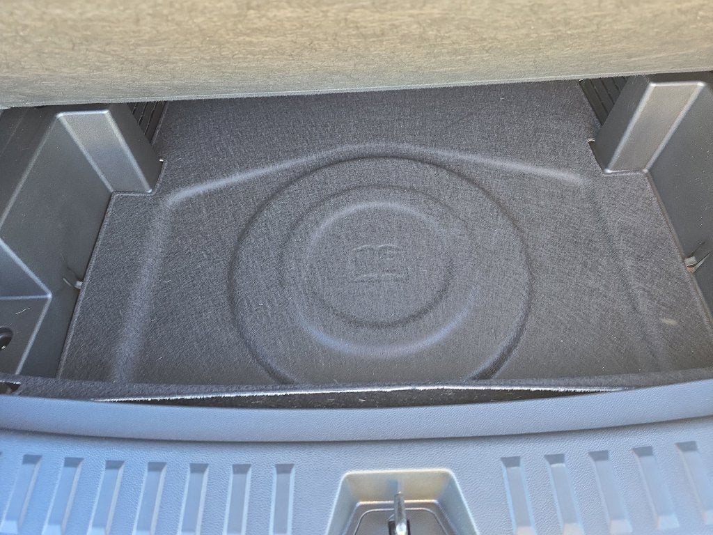2027 Chevrolet Equinox LT - Photo 15