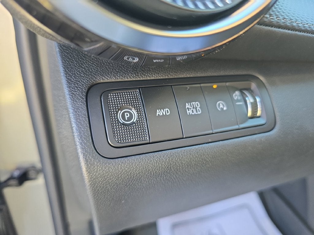 2027 Chevrolet Equinox LT - Photo 27
