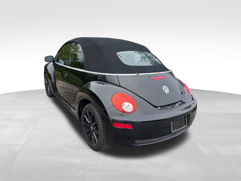 2008 Volkswagen New Beetle Convertible SE