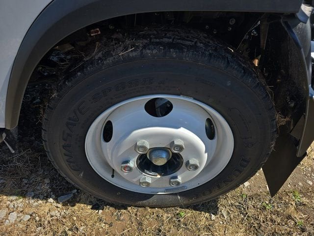 2026 Chevrolet Low Cab Forward 4500 MEDIUM ASH GRAY