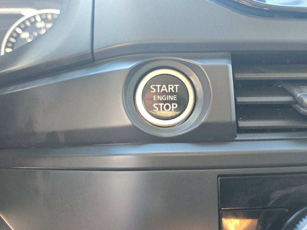 2023 Nissan Pathfinder S