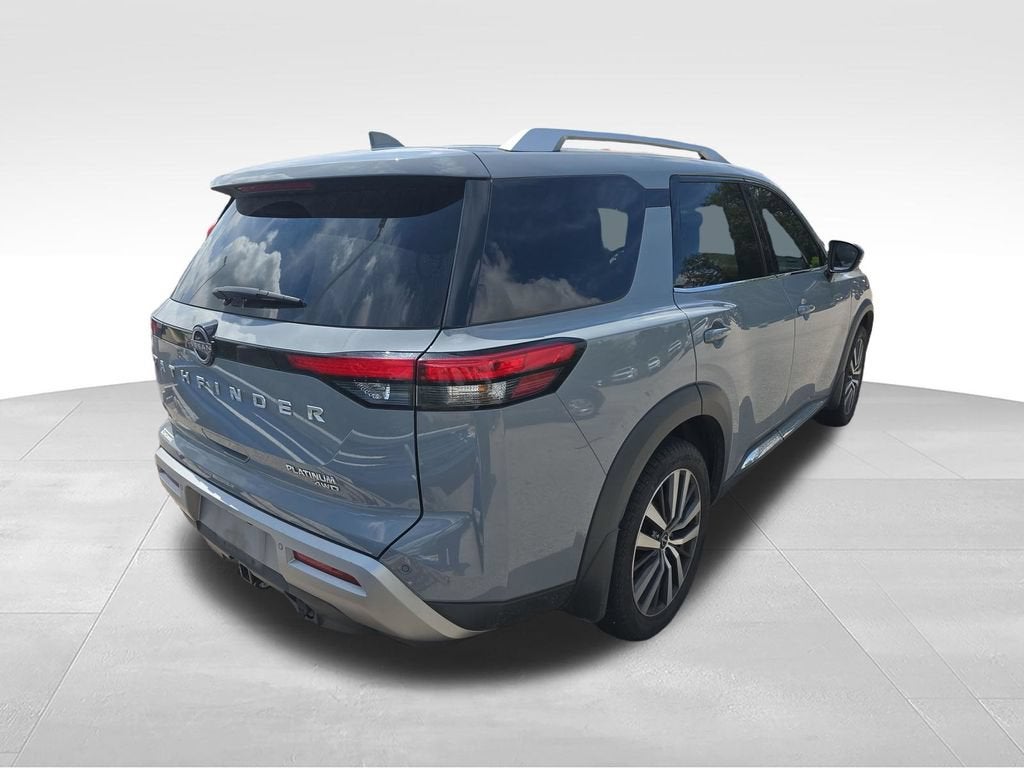 2022 Nissan Pathfinder Platinum