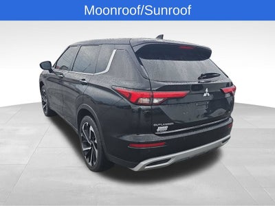 2022 Mitsubishi Outlander SE