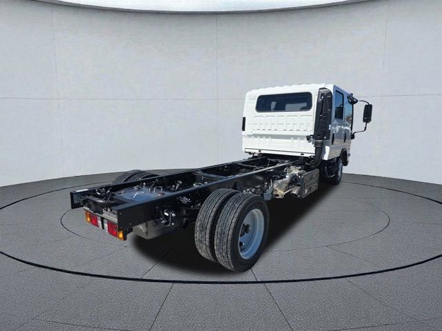 2025 Chevrolet Low Cab Forward 4500 XD 1WT