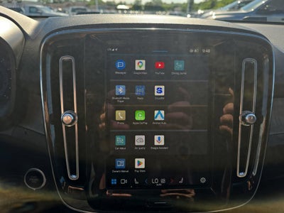 2023 Volvo XC40 Ultimate Dark Theme
