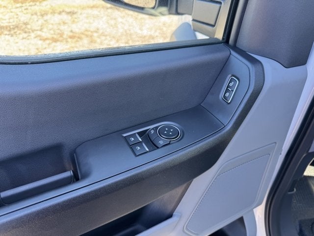 2025 Ford F-600SD XL