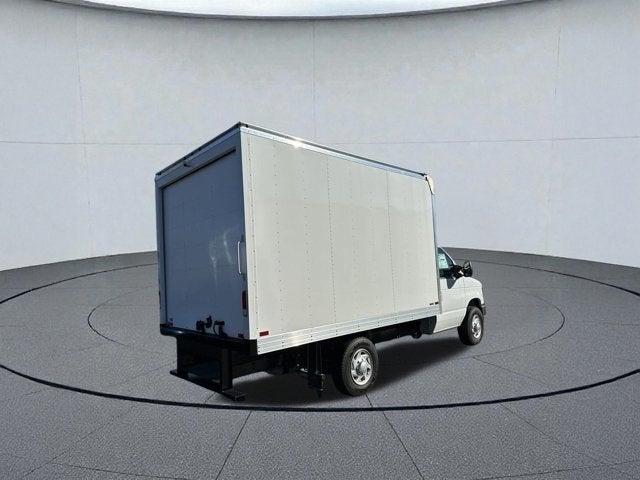 2024 Ford E-350SD Base Cutaway