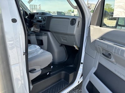 2024 Ford E-350SD Base Cutaway
