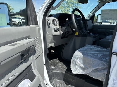 2024 Ford E-350SD Base Cutaway