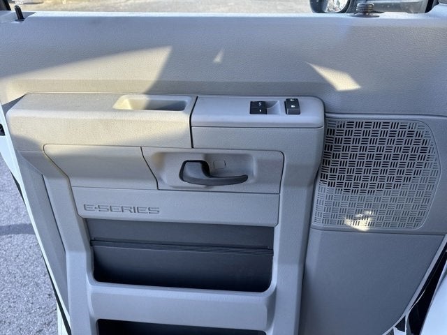 2025 Ford E-450SD Base