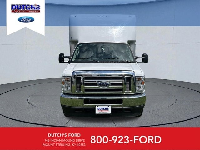 2025 Ford E-450SD Base