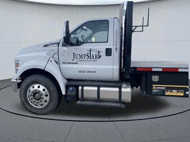 2024 Ford F-750SD Base