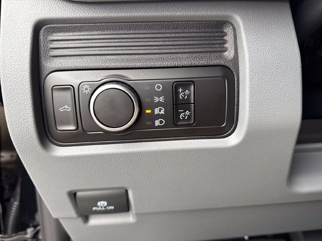 2027 Ford F-250SD XL