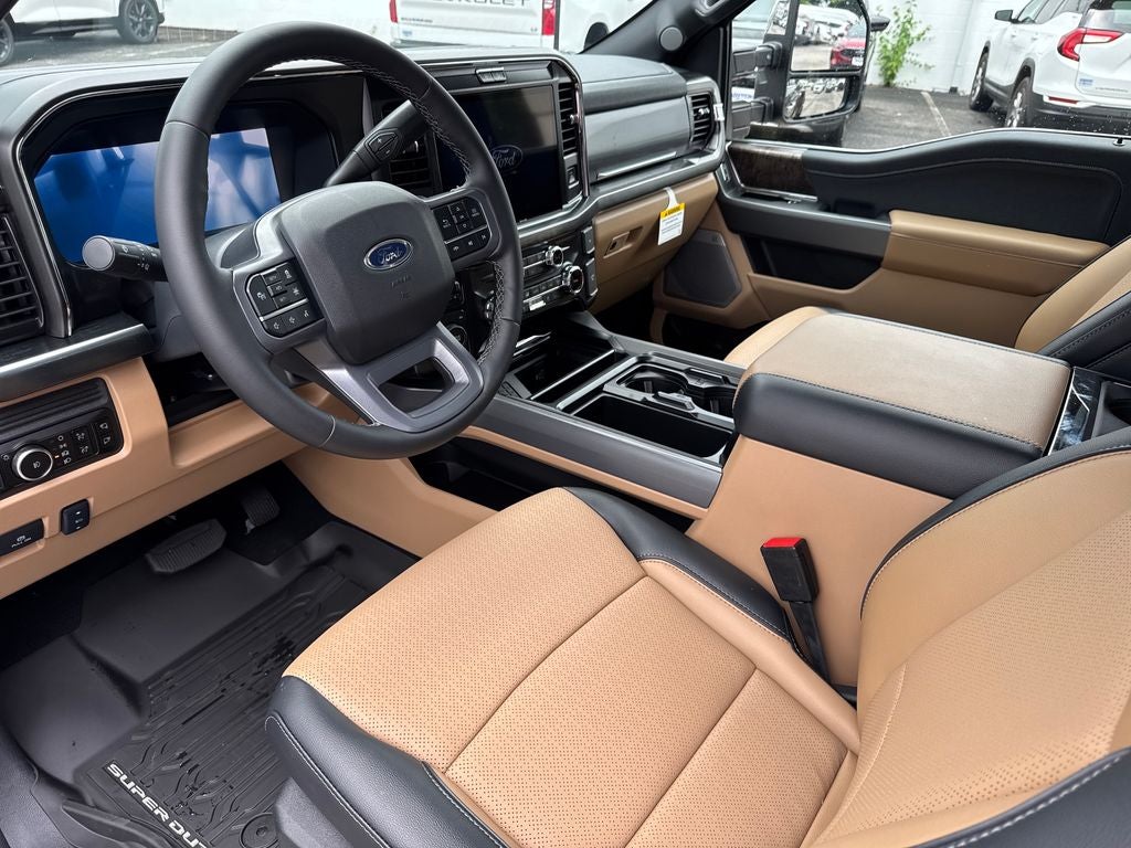 2026 Ford F-350SD Lariat DRW