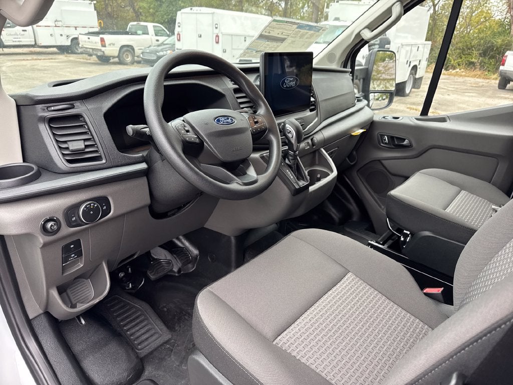2027 Ford Transit-250 Base