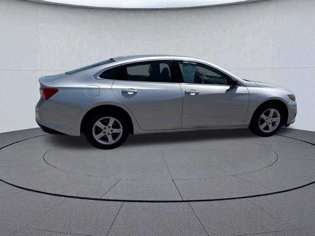 2022 Chevrolet Malibu LS 1FL