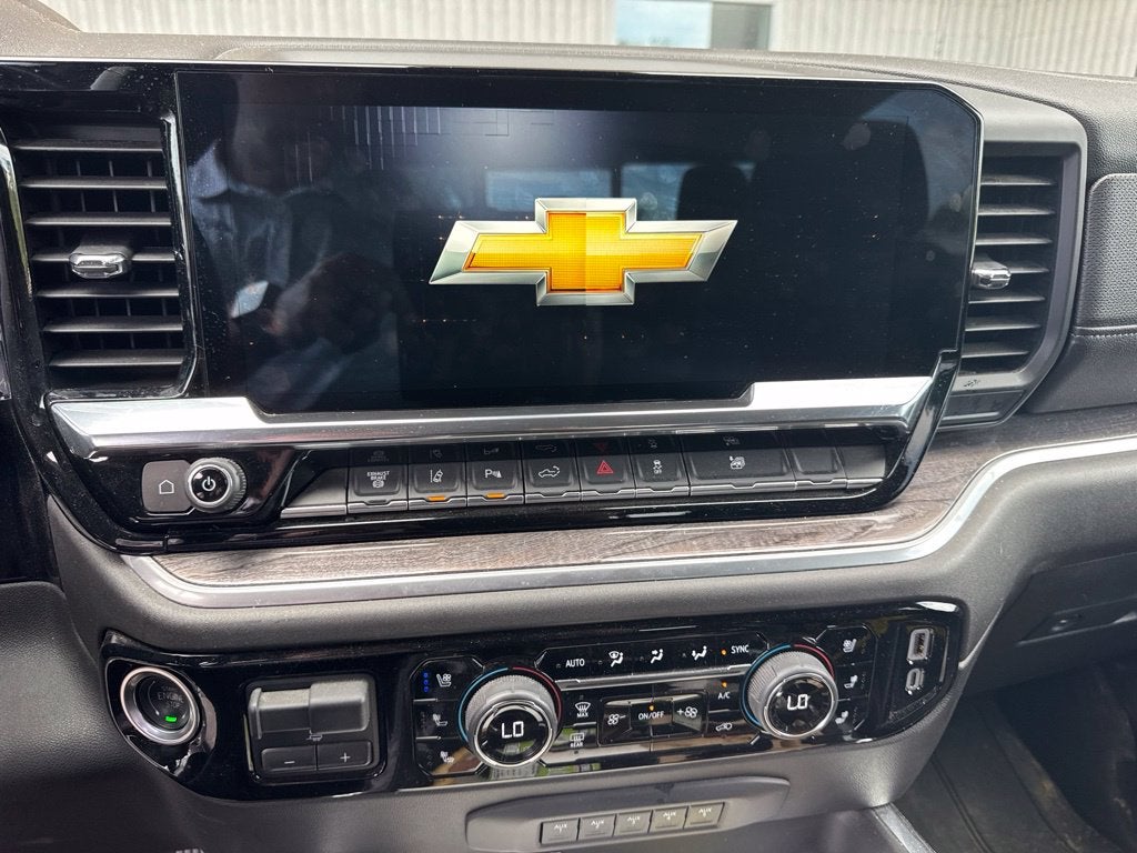 2025 Chevrolet Silverado 3500HD LTZ DRW