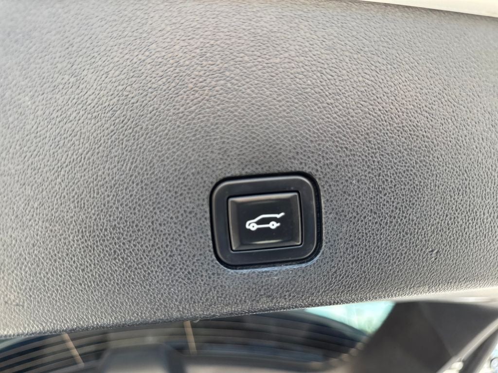 2023 Cadillac XT6 Luxury