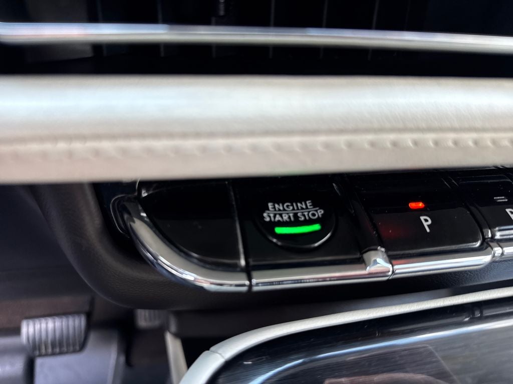 2022 Lincoln Nautilus Black Label