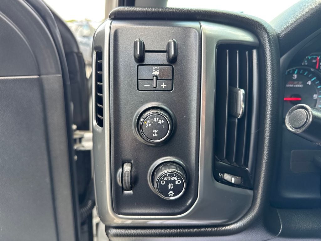 2017 Chevrolet Silverado 1500 LT LT2