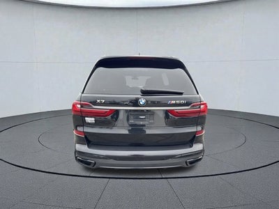 2022 BMW X7 M50i