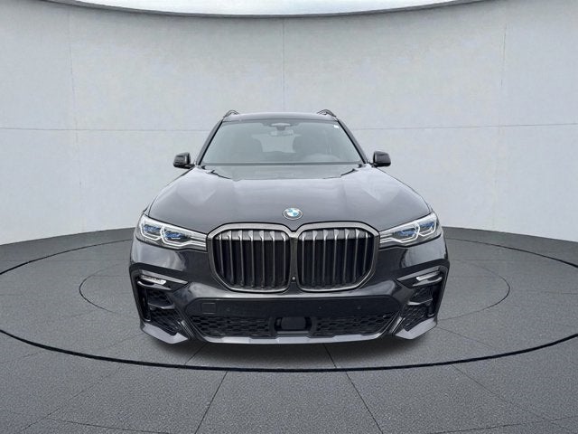 2022 BMW X7 M50i